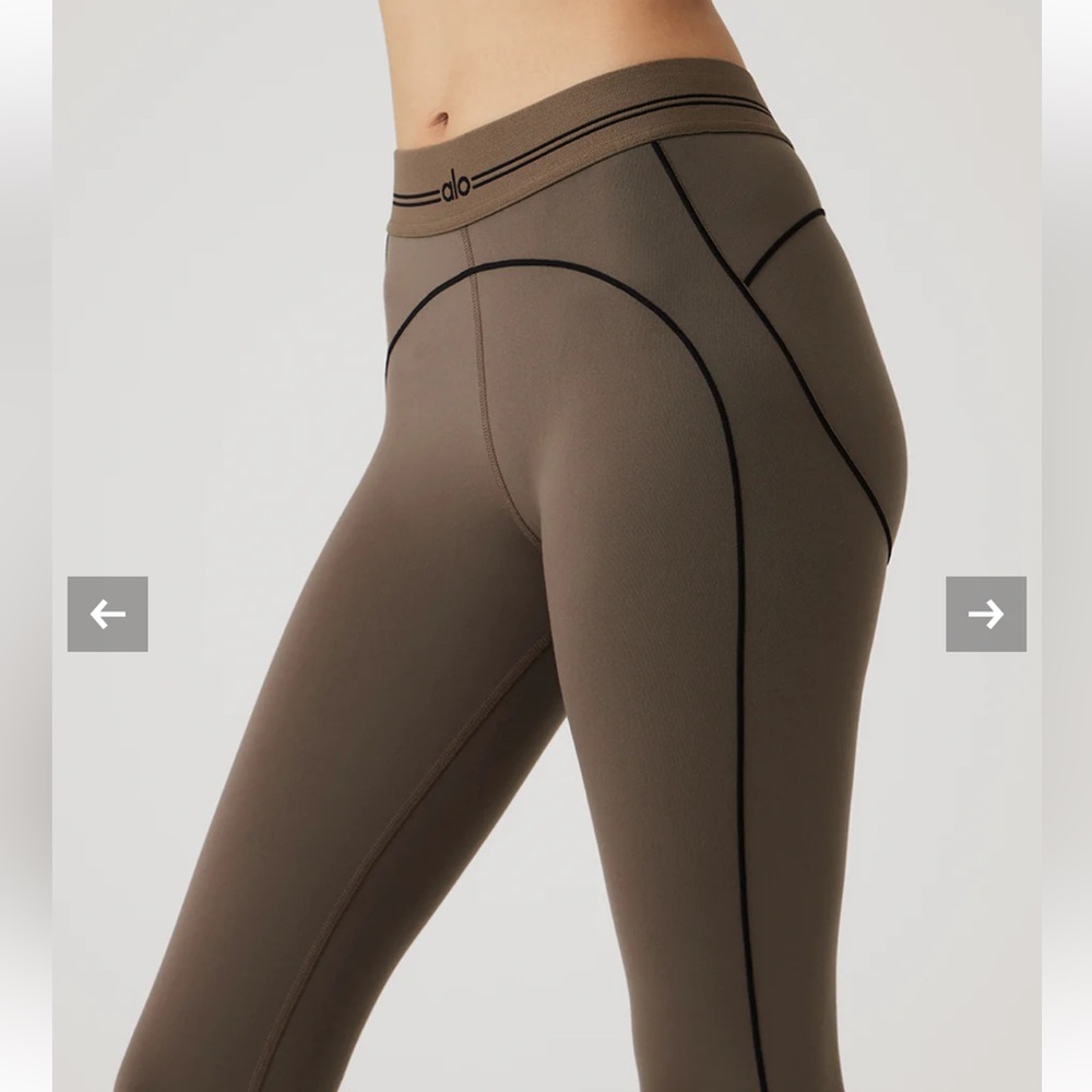 ALO AIRBRUSH THROB LEGGINGS